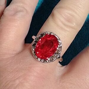 Elegant Silver Ring with Red Gemstone